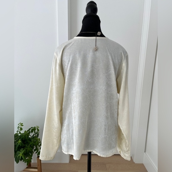 JAEGER Vintage Floral Jacquard Blouse Buttons Neutral Classic Business Chic - Picture 6 of 16